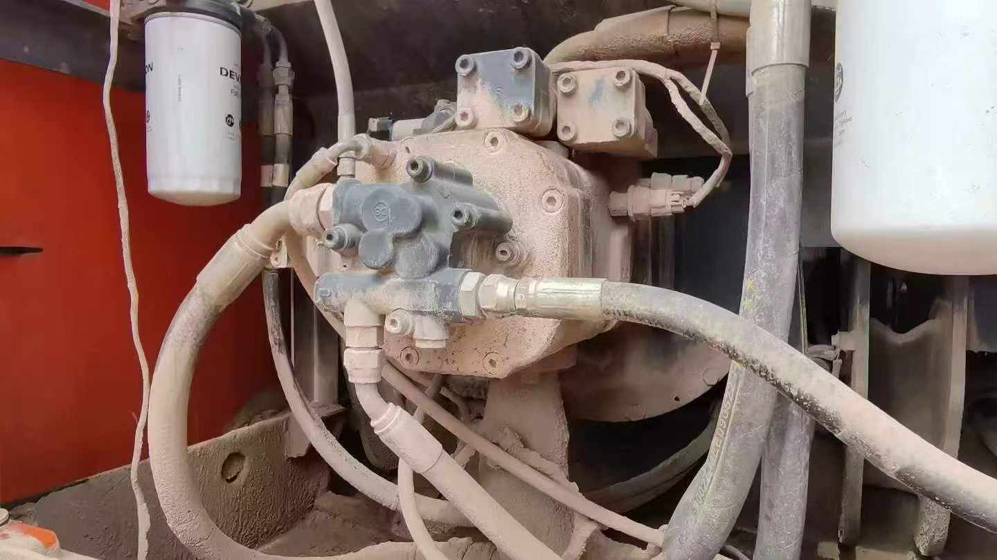 Buy Doosan DH220-3 Used Excavator / 7