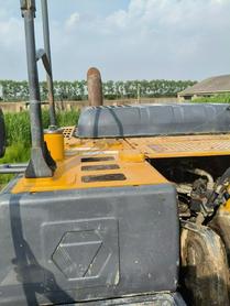 Buy XCMG XE215 Used Excavator / 8 Buy XCMG XE215 Used Excavator / 8