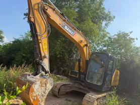 Buy Sany SY135 Used Excavator / 4 Buy Sany SY135 Used Excavator / 4