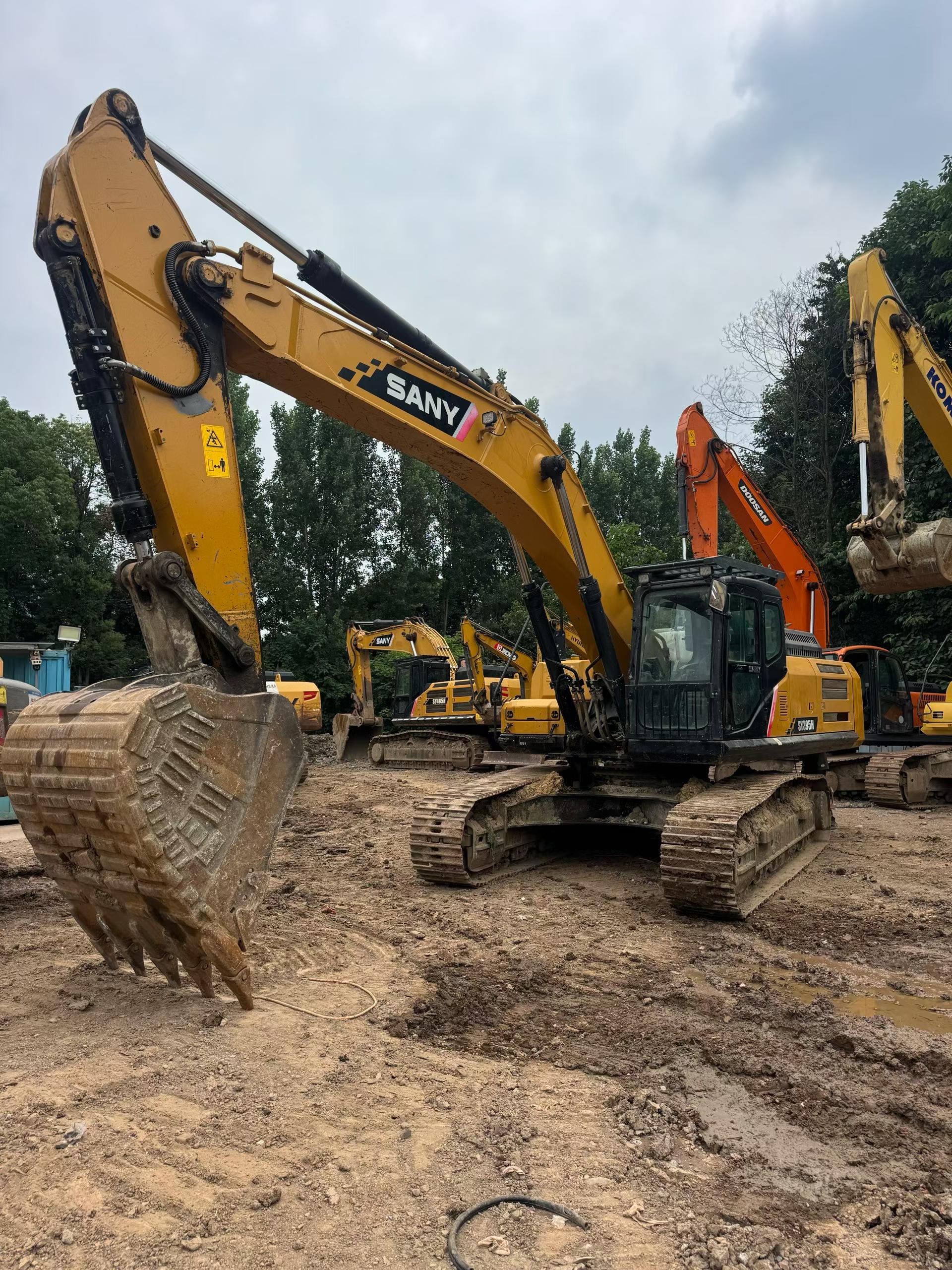 Buy Sany SY365C Used Excavator / 3