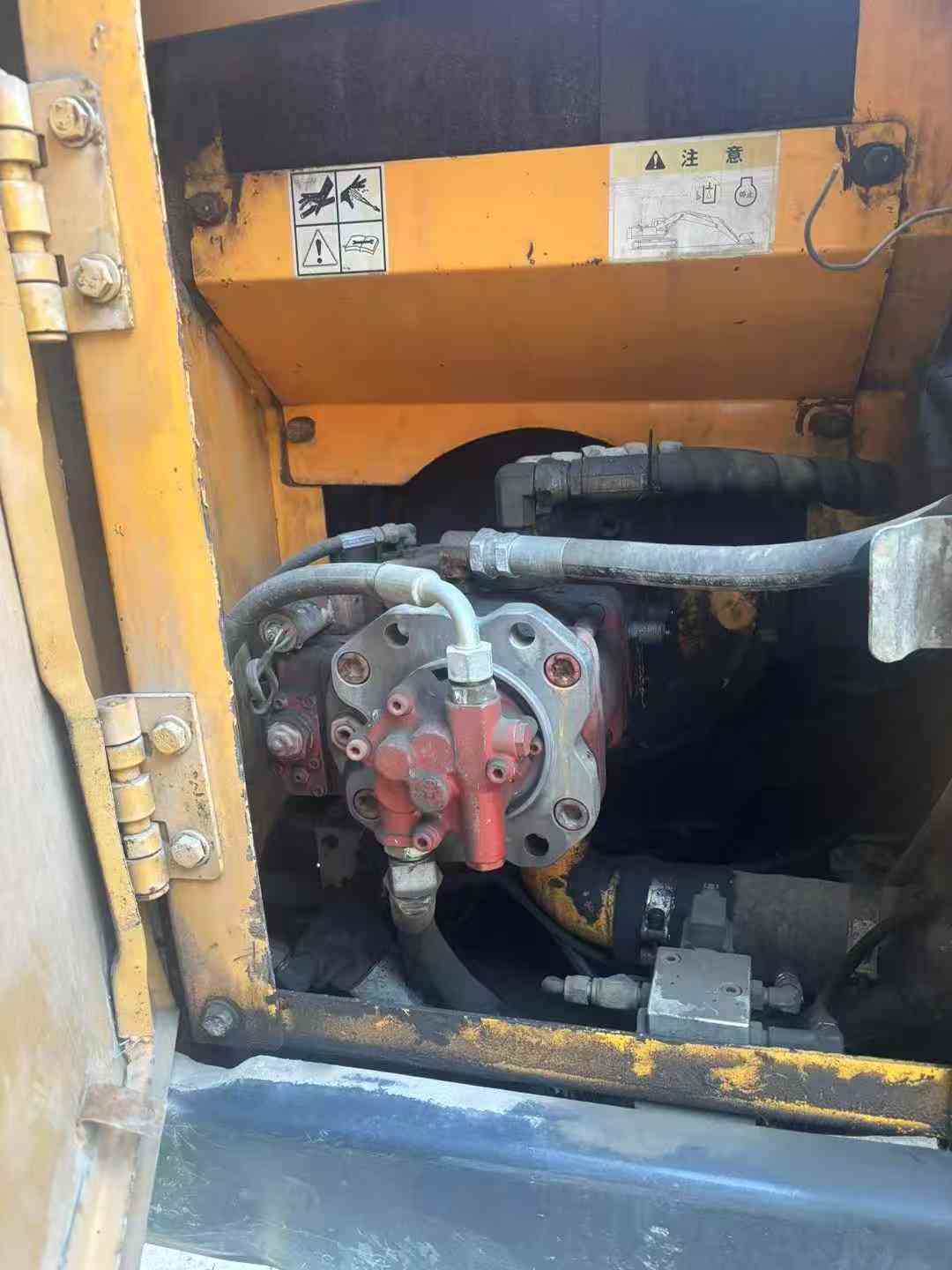 Buy Hyundai R110-7 Used Excavator / 4 Buy Hyundai R110-7 Used Excavator / 4