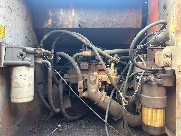 Buy Hitachi EX250-5 Used Excavator / 1