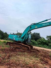 Buy Kobelco SK200-2 Used Excavator / 3 Buy Kobelco SK200-2 Used Excavator / 3