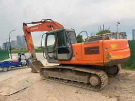Buy Hitachi ZX200-6 Used Excavator / 3 Buy Hitachi ZX200-6 Used Excavator / 3