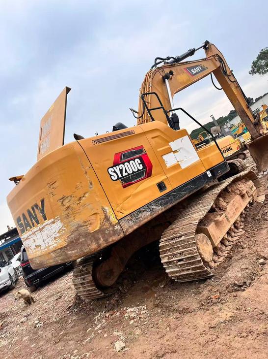 Buy Sany SY200C Used Excavator / 1