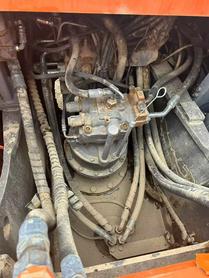 Buy Hitachi EX200-3 Used Excavator / 7 Buy Hitachi EX200-3 Used Excavator / 7