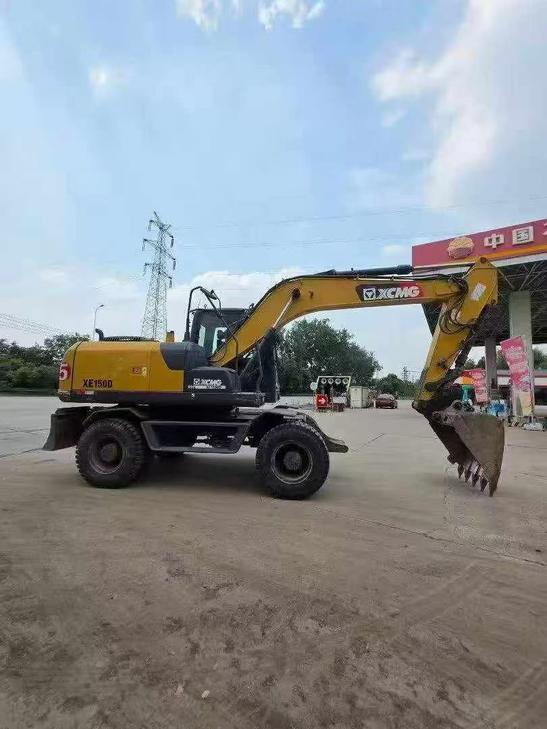 Buy XCMG XE150 Used Excavator / 1