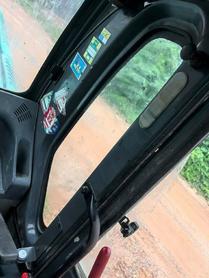 Buy Kobelco SK200-2 Used Excavator / 8 Buy Kobelco SK200-2 Used Excavator / 8