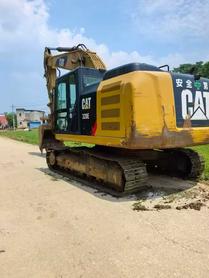 Buy Caterpillar 320E Used Excavator / 2 Buy Caterpillar 320E Used Excavator / 2