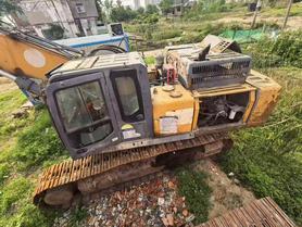 Buy XCMG XE470 Used Excavator / 2 Buy XCMG XE470 Used Excavator / 2