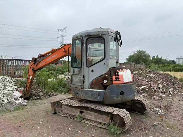 Buy Hitachi EX55 Used Excavator / 1