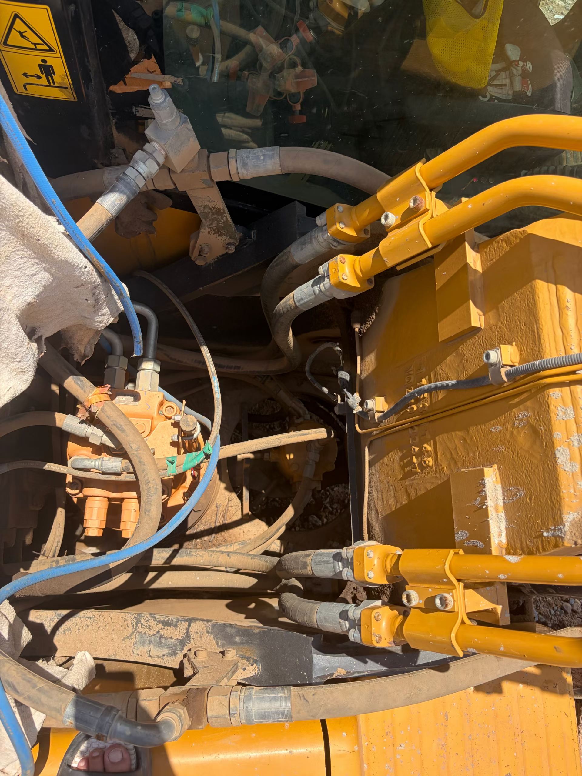Buy Sany SY205C Used Excavator / 2