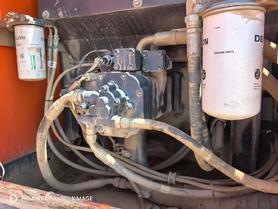 Buy Doosan DH215-9 Used Excavator / 4 Buy Doosan DH215-9 Used Excavator / 4