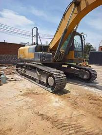 Buy XCMG XE270DK Used Excavator / 2 Buy XCMG XE270DK Used Excavator / 2