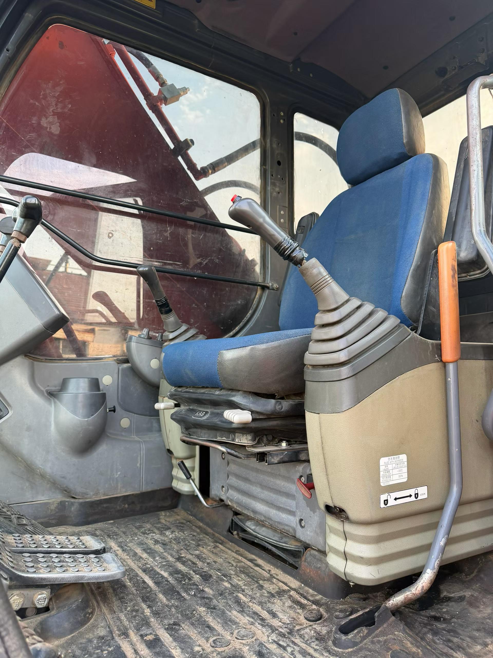 Buy Hitachi ZX240 Used Excavator / 8
