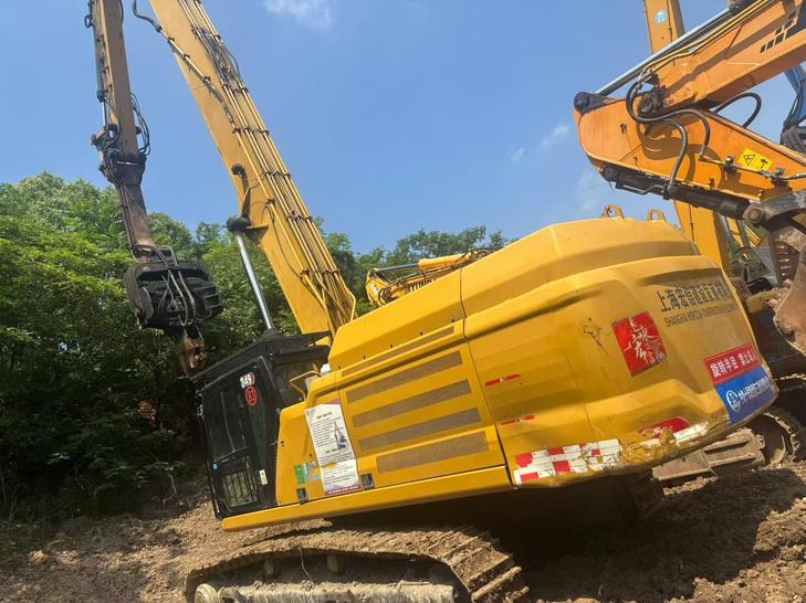 Buy Caterpillar 349E Used Excavator / 1