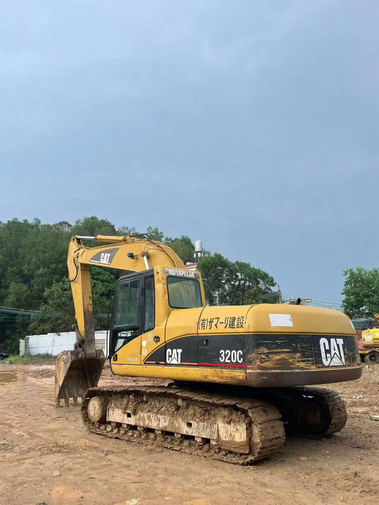 Buy Caterpillar 320C Used Excavator / 4