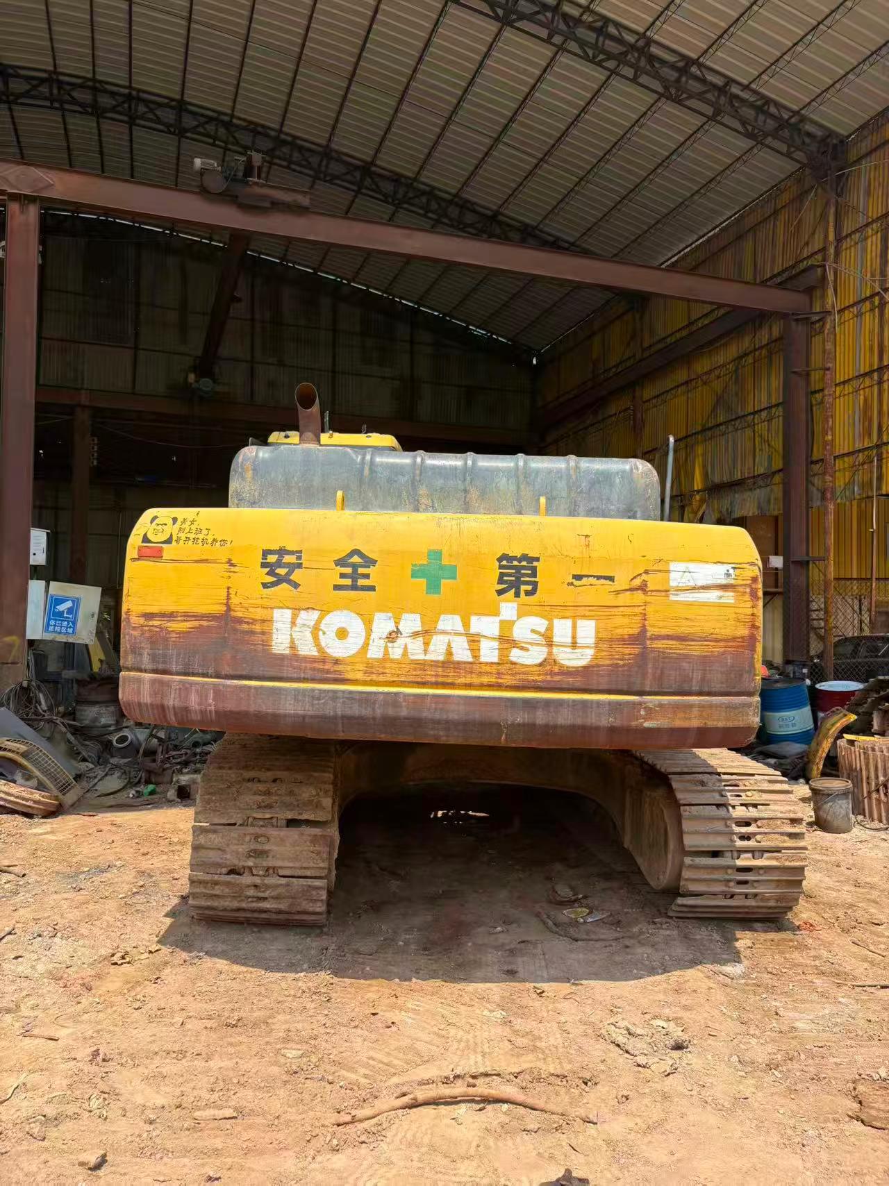 Buy Komatsu PC300-7 Used Excavator / 1