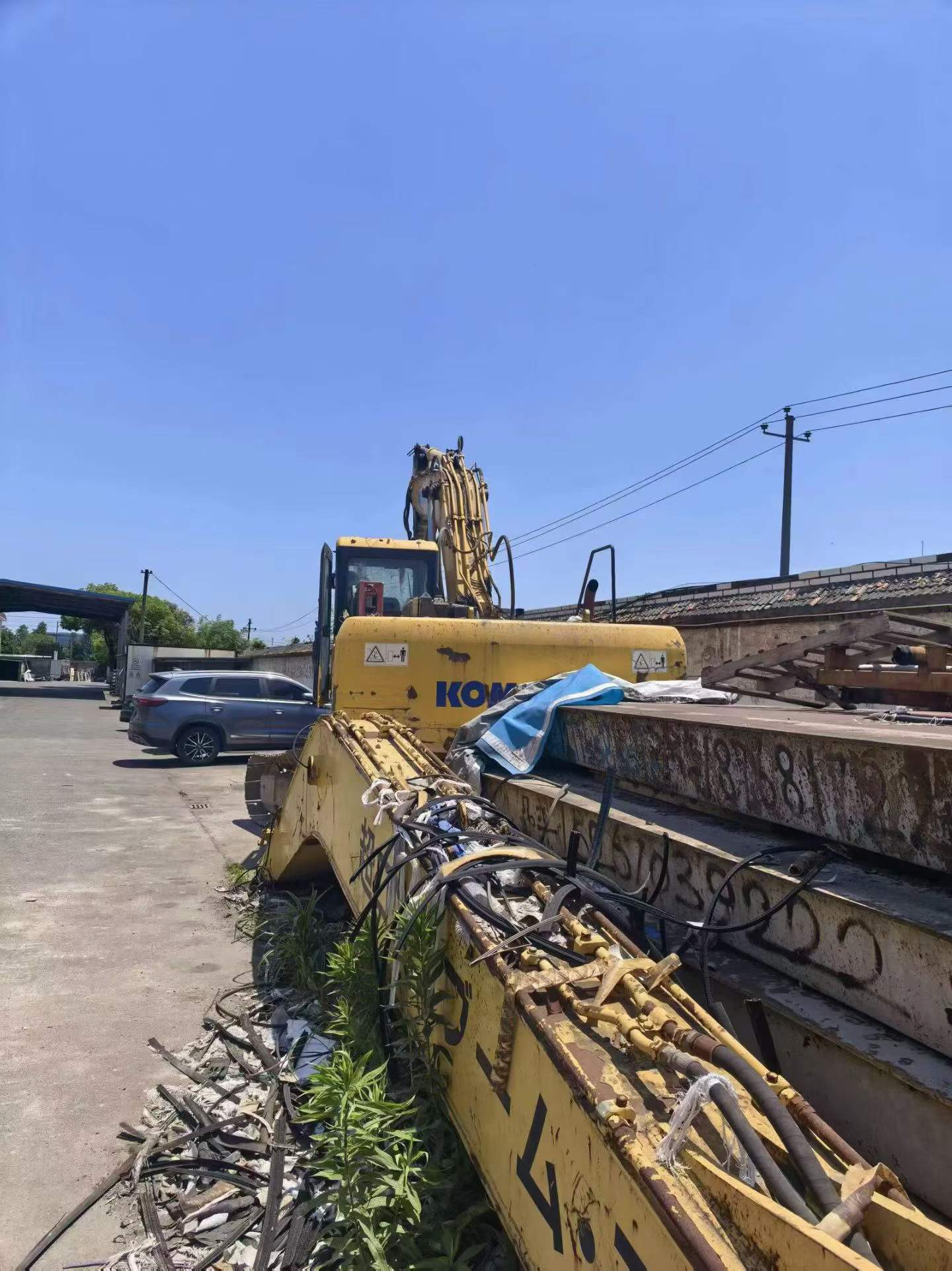 Buy Komatsu PC220 Used Excavator / 1