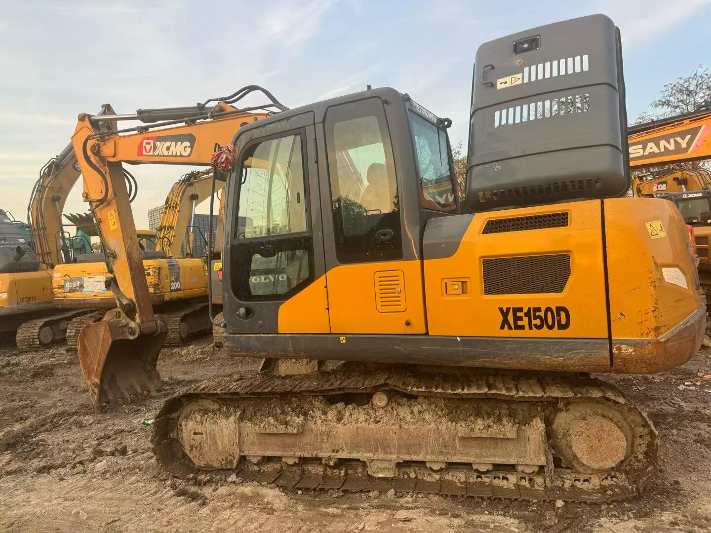 Buy XCMG XE135B Used Excavator / 3 Buy XCMG XE135B Used Excavator / 3