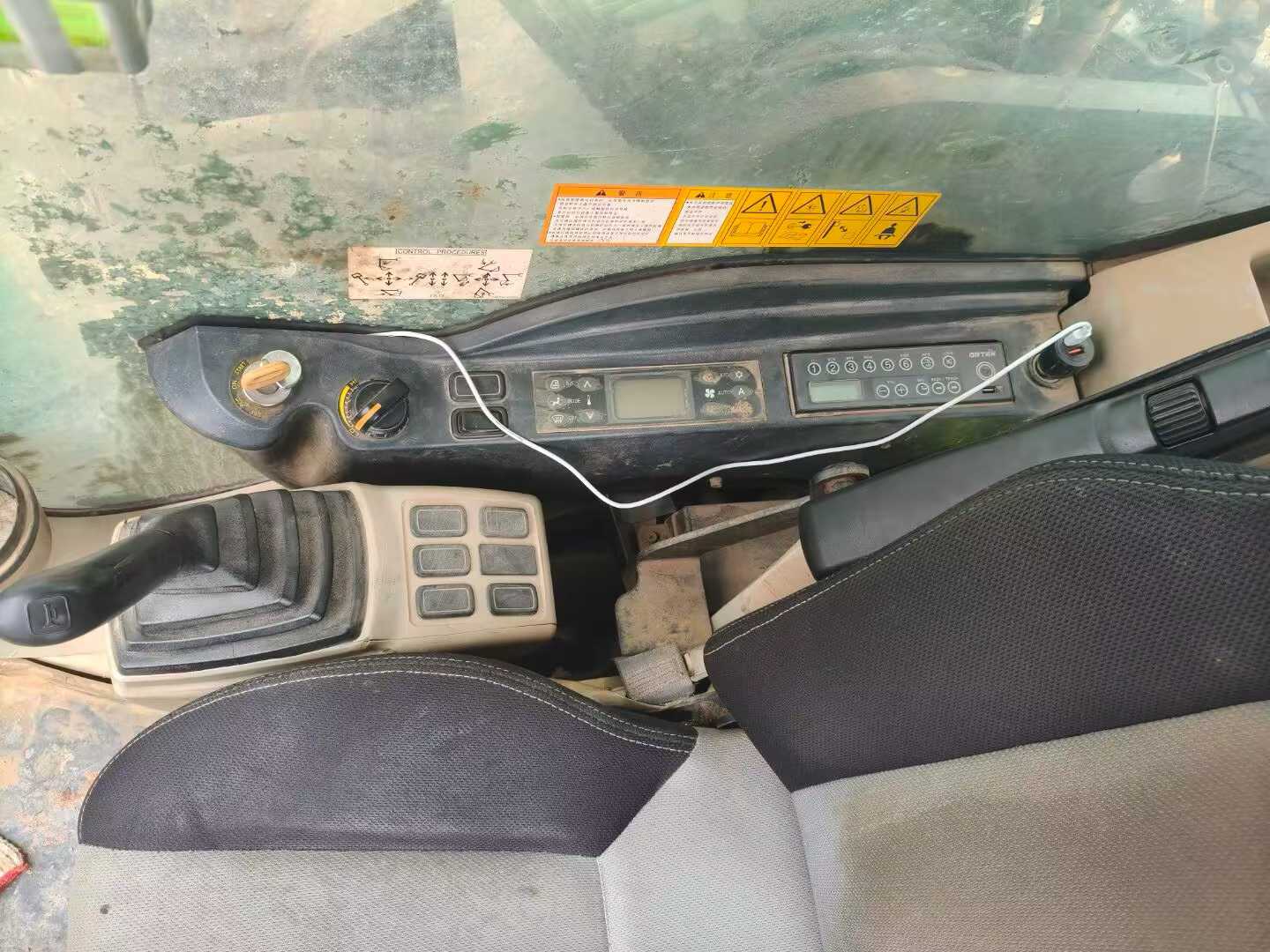Buy Kobelco SK350-8 Used Excavator / 5 Buy Kobelco SK350-8 Used Excavator / 5