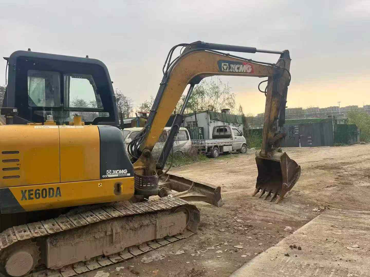 Buy XCMG XE60 Used Excavator / 5