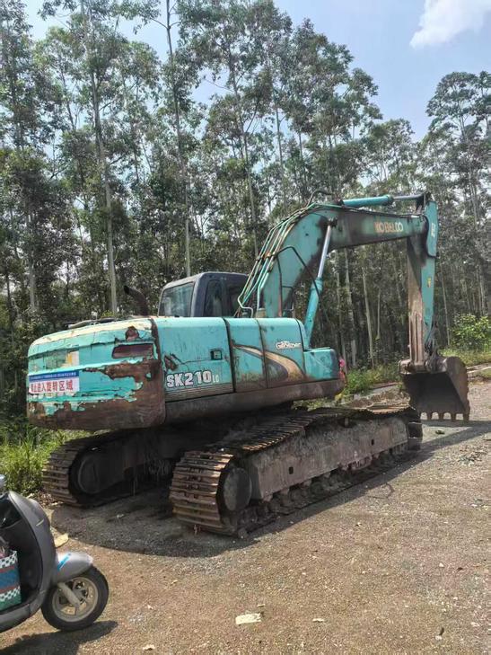 Buy Kobelco SK210 Used Excavator / 1