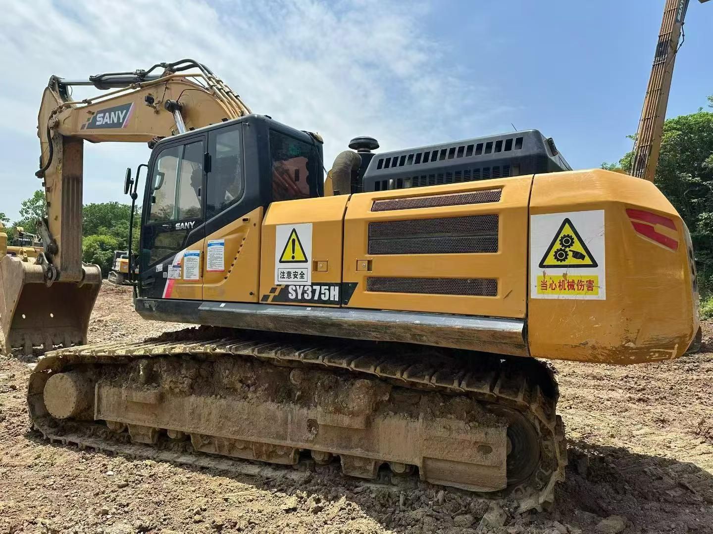 Buy Sany SY375H Used Excavator / 1