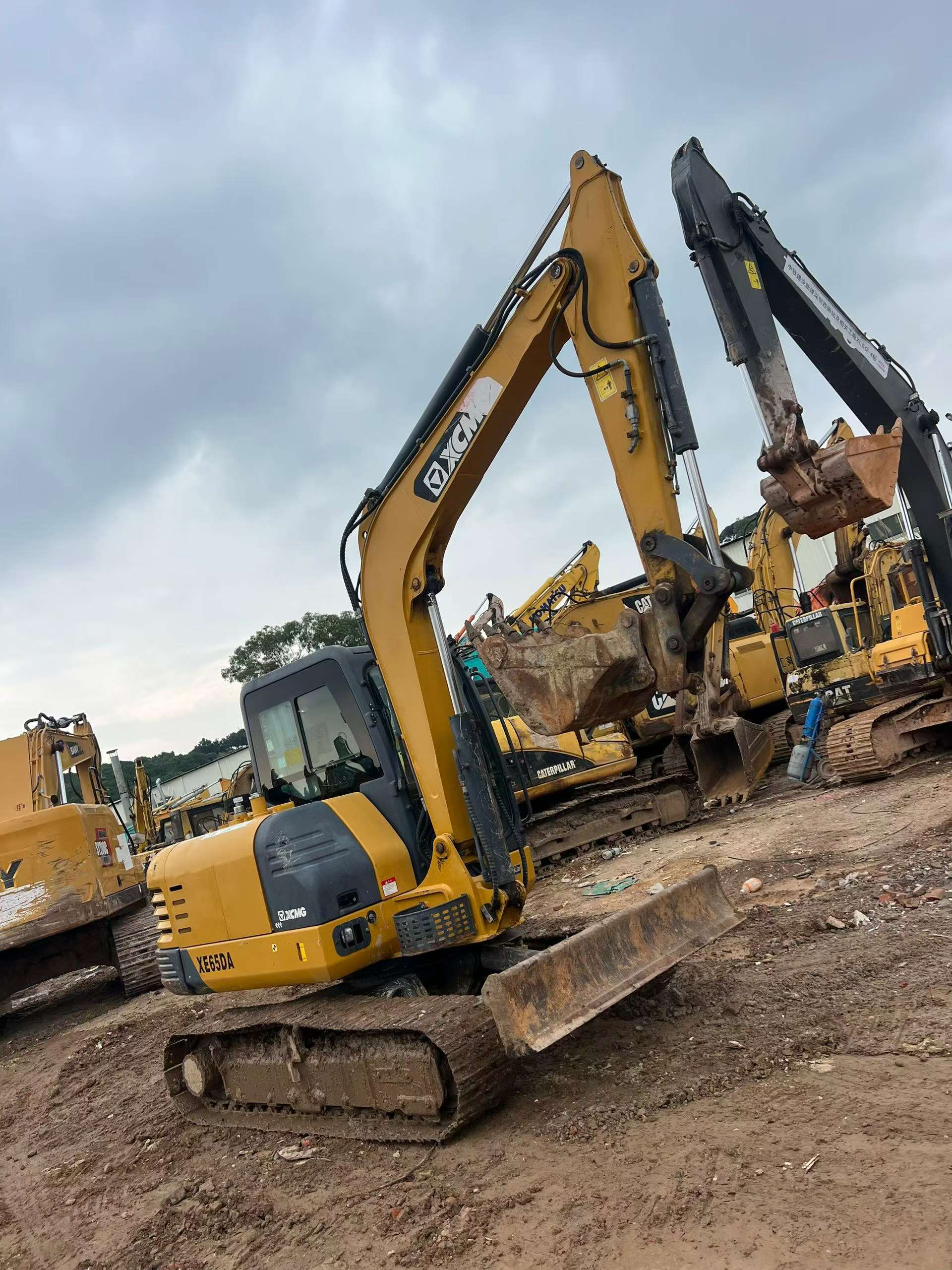Buy XCMG XE55D Used Excavator / 4