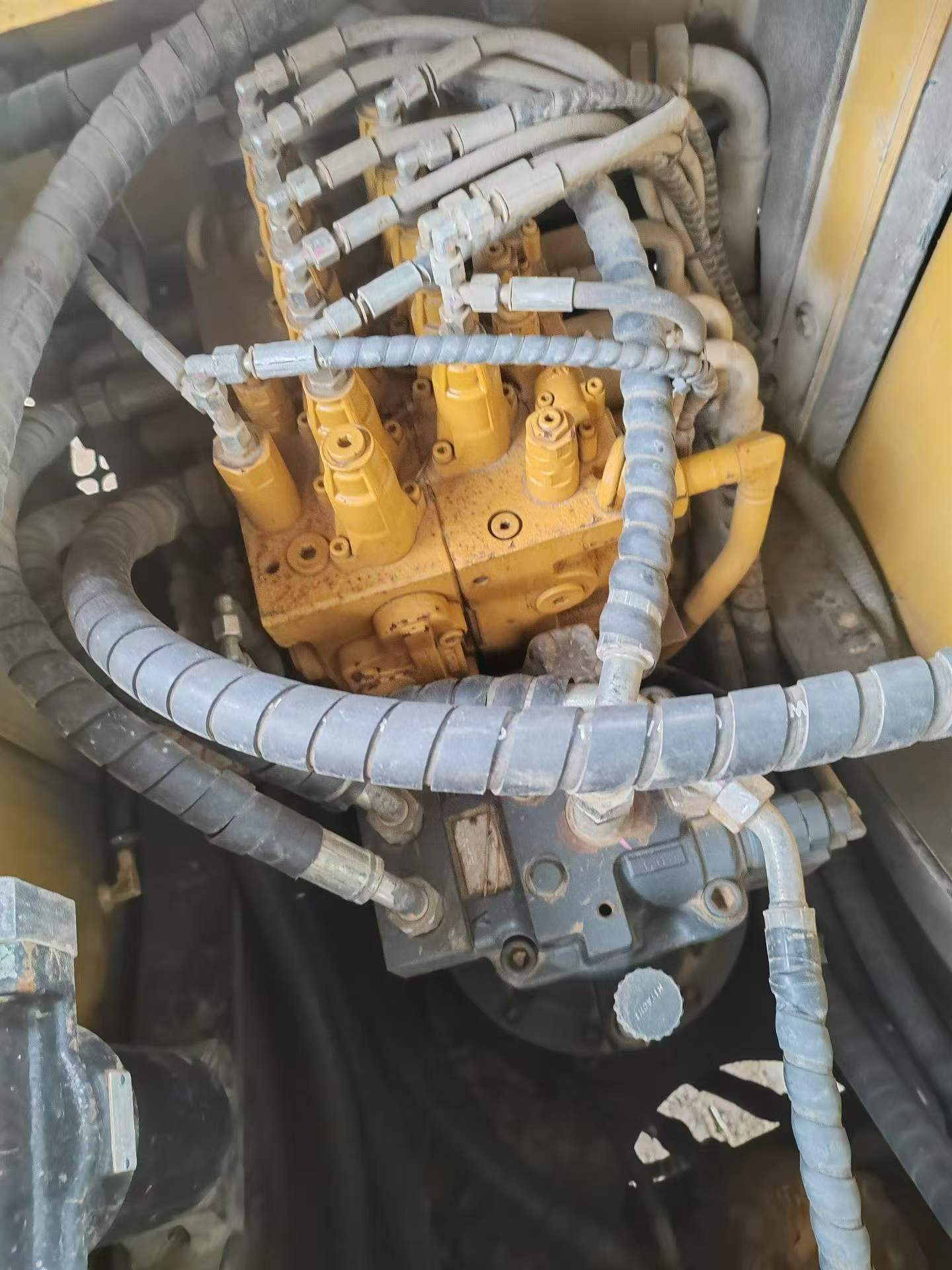 Buy Sany SY135 Used Excavator / 6