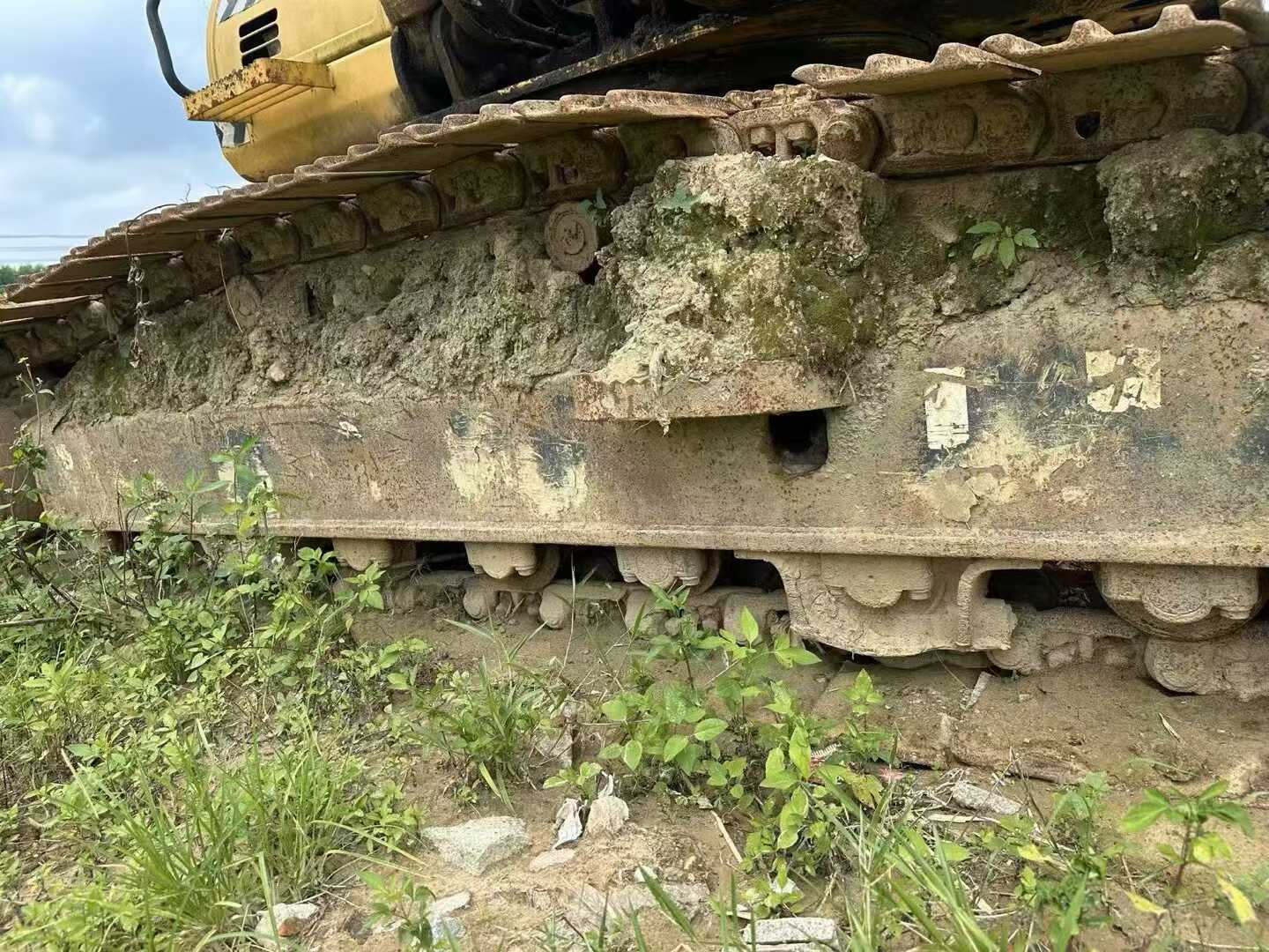Buy Komatsu PC220-8 Used Excavator / 9 Buy Komatsu PC220-8 Used Excavator / 9