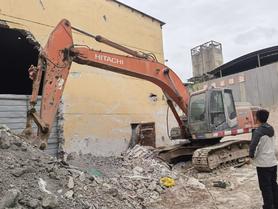 Buy Hitachi EX240-3 Used Excavator / 4 Buy Hitachi EX240-3 Used Excavator / 4