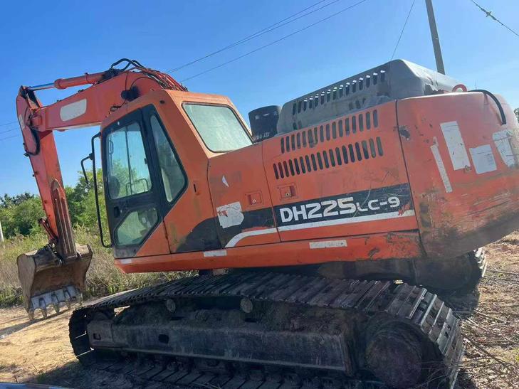 Buy Doosan S225 Used Excavator / 1