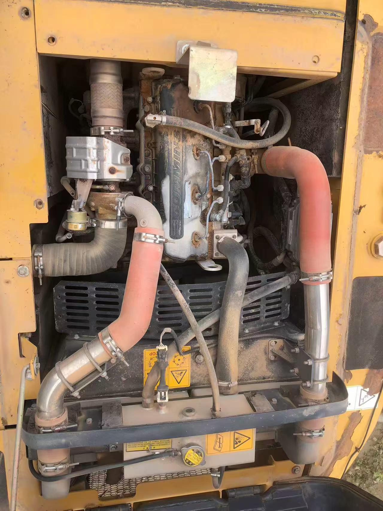 Buy XCMG XE135B Used Excavator / 7