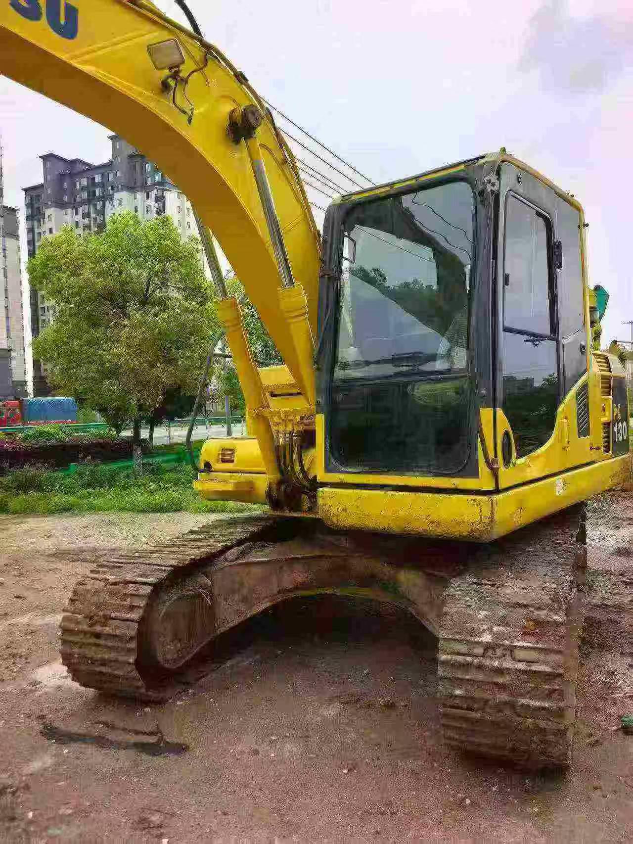 Buy Komatsu PC110-7 Used Excavator / 9 Buy Komatsu PC110-7 Used Excavator / 9