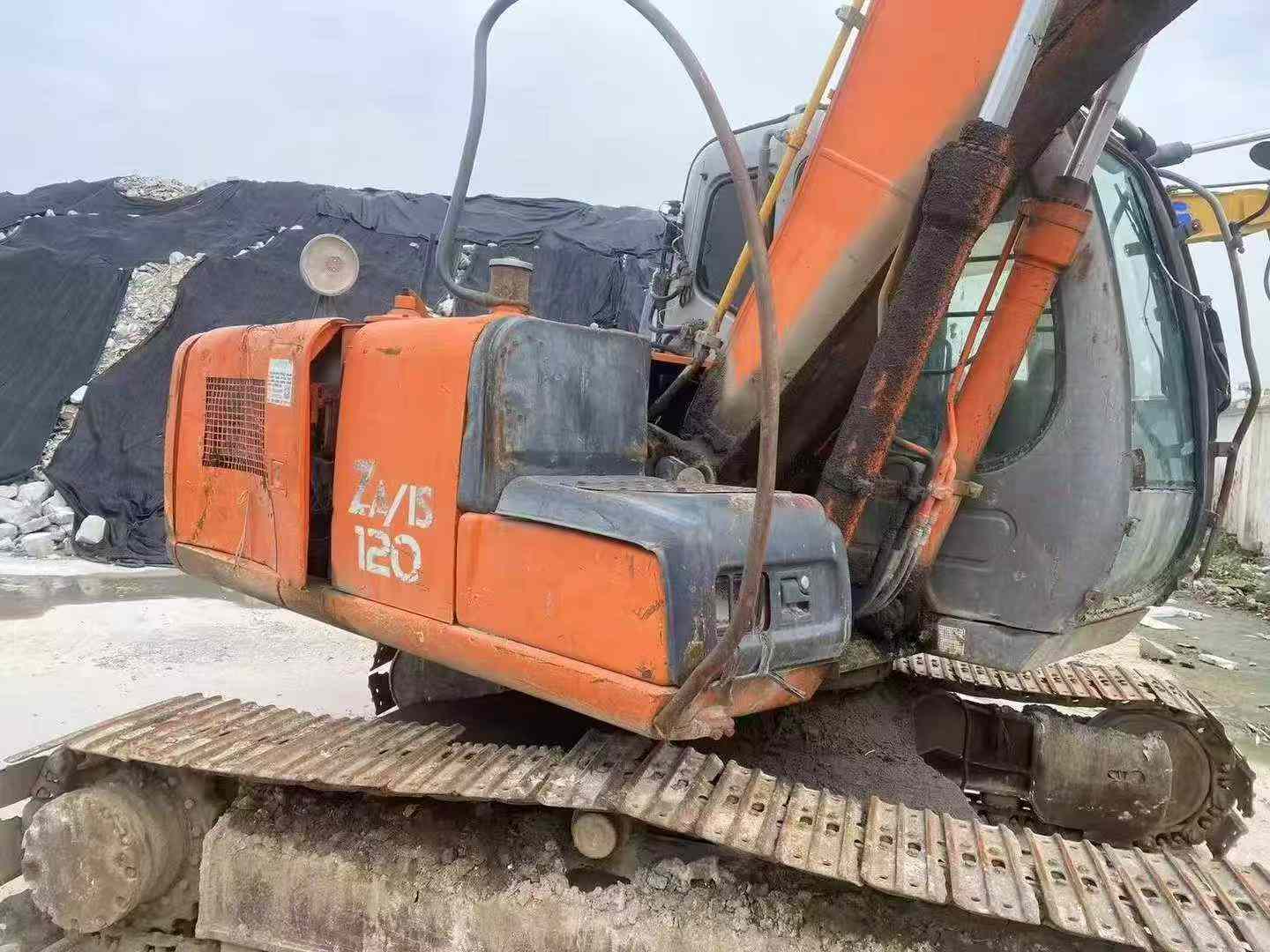 Buy Hitachi EX120-6 Used Excavator / 3