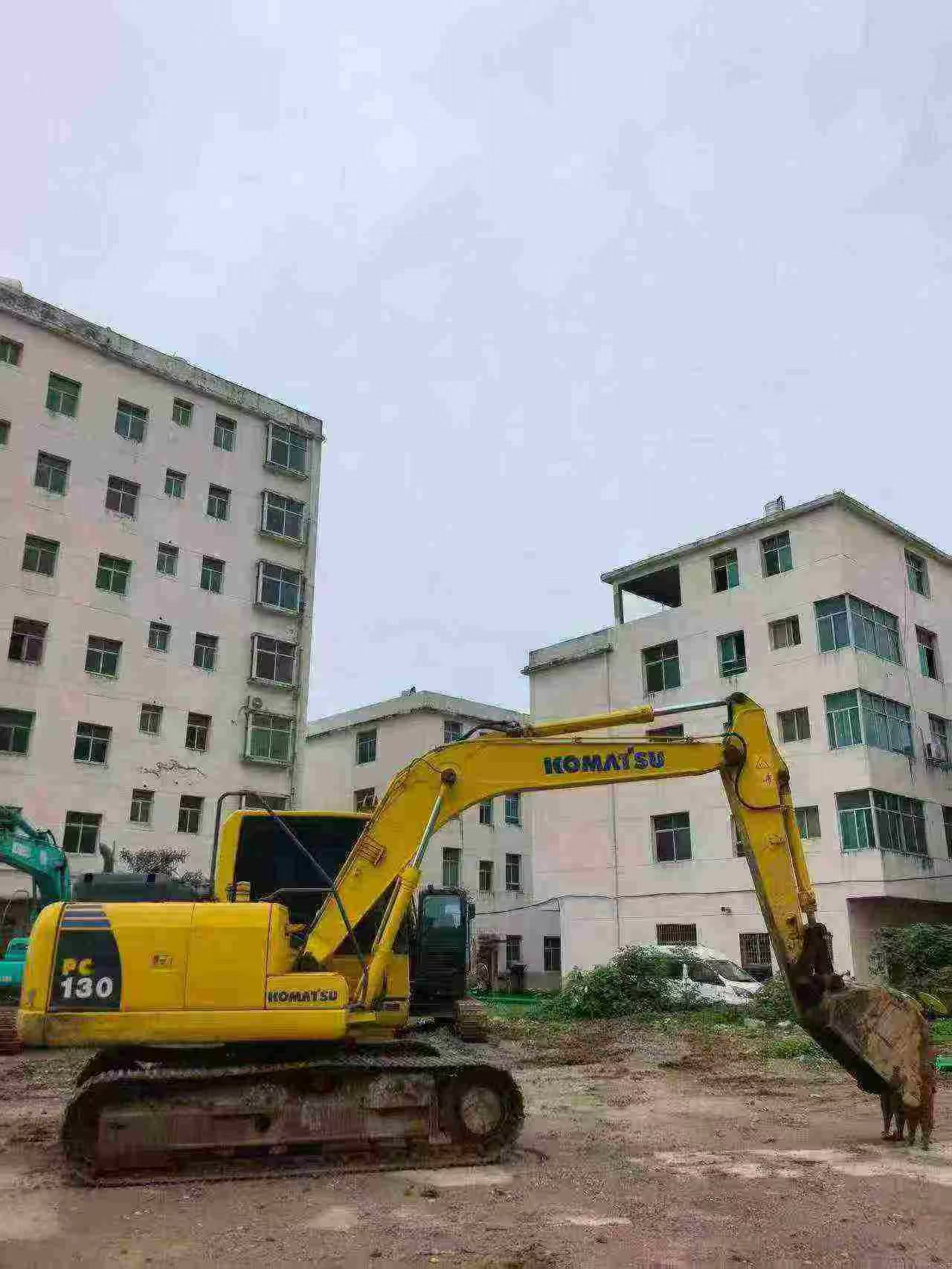 Buy Komatsu PC110-7 Used Excavator / 2 Buy Komatsu PC110-7 Used Excavator / 2