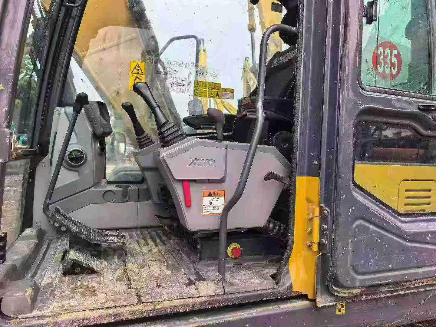 Buy XCMG XE135B Used Excavator / 8