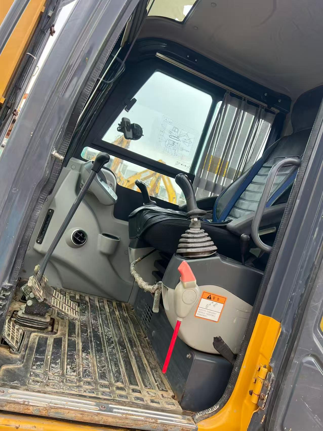 Buy XCMG XE55D Used Excavator / 5 Buy XCMG XE55D Used Excavator / 5