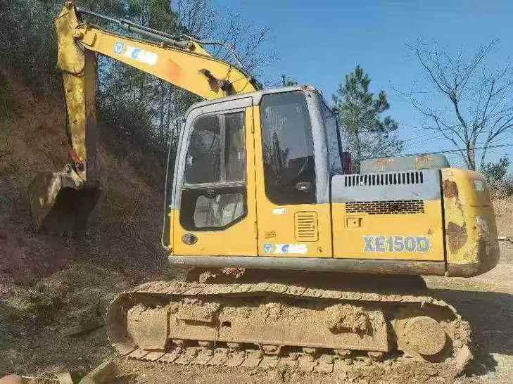 Buy XCMG XE150 Used Excavator / 1