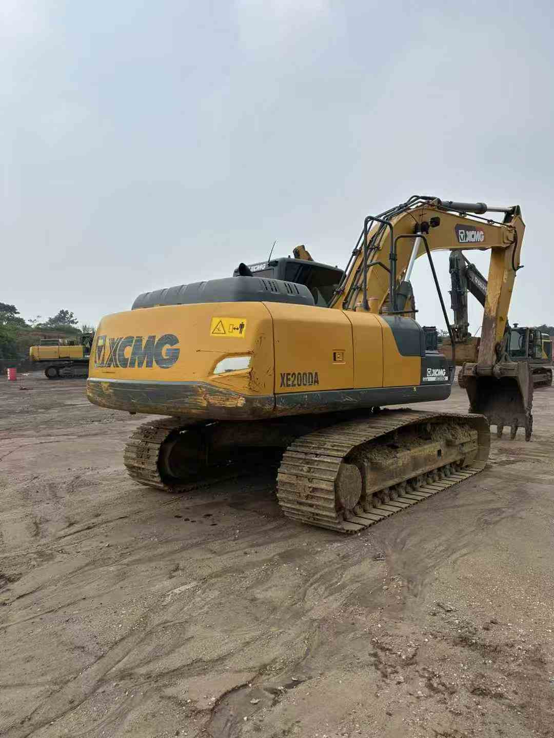 Buy XCMG XE200 Used Excavator / 2 Buy XCMG XE200 Used Excavator / 2