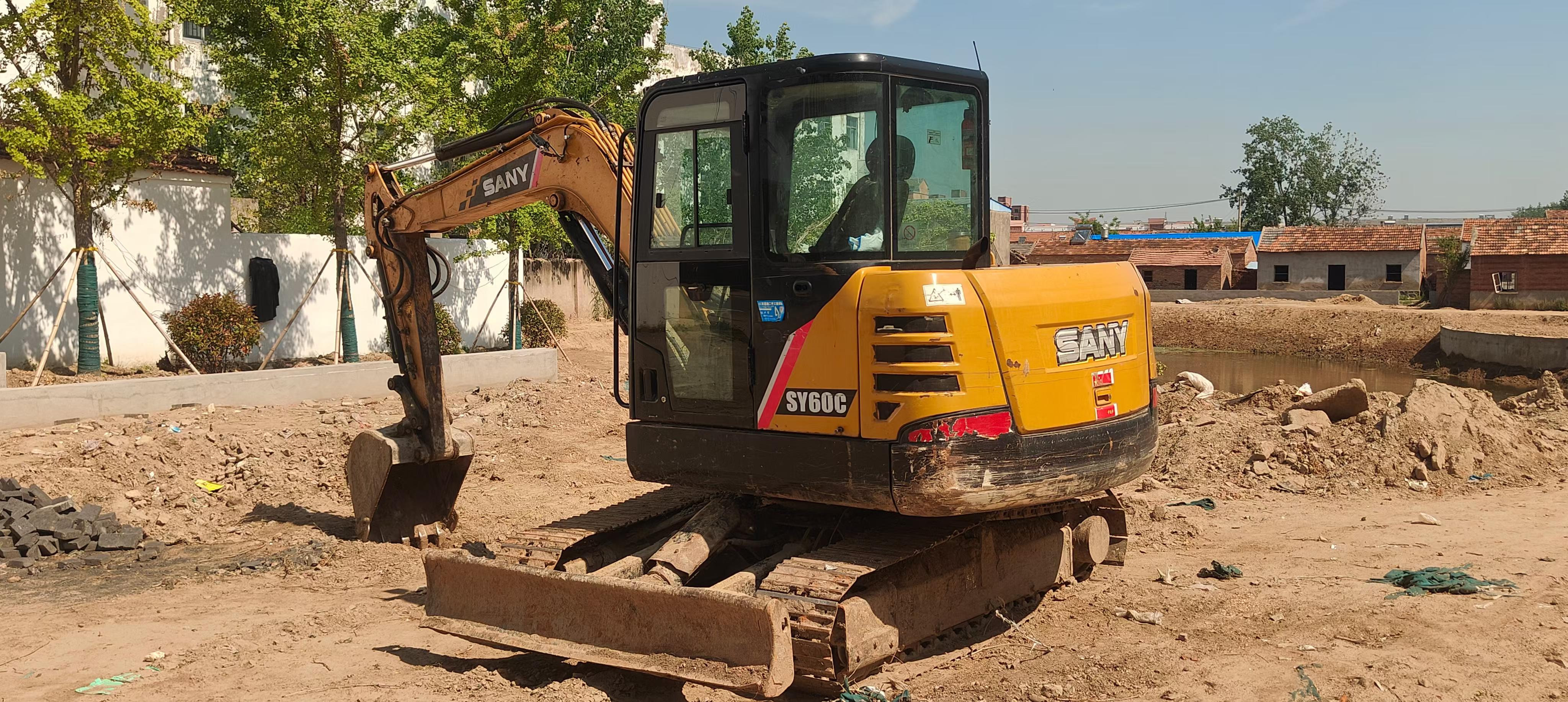 Buy Sany SY60 Used Excavator / 5
