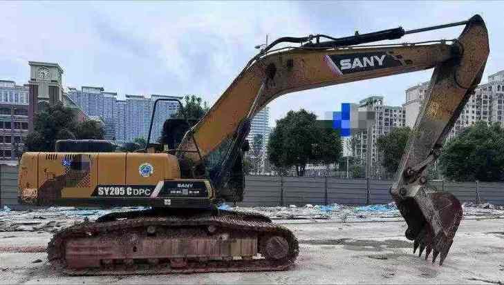 Buy Sany SY205C-8 Used Excavator / 1