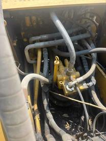 Buy Caterpillar 320D Used Excavator / 3 Buy Caterpillar 320D Used Excavator / 3