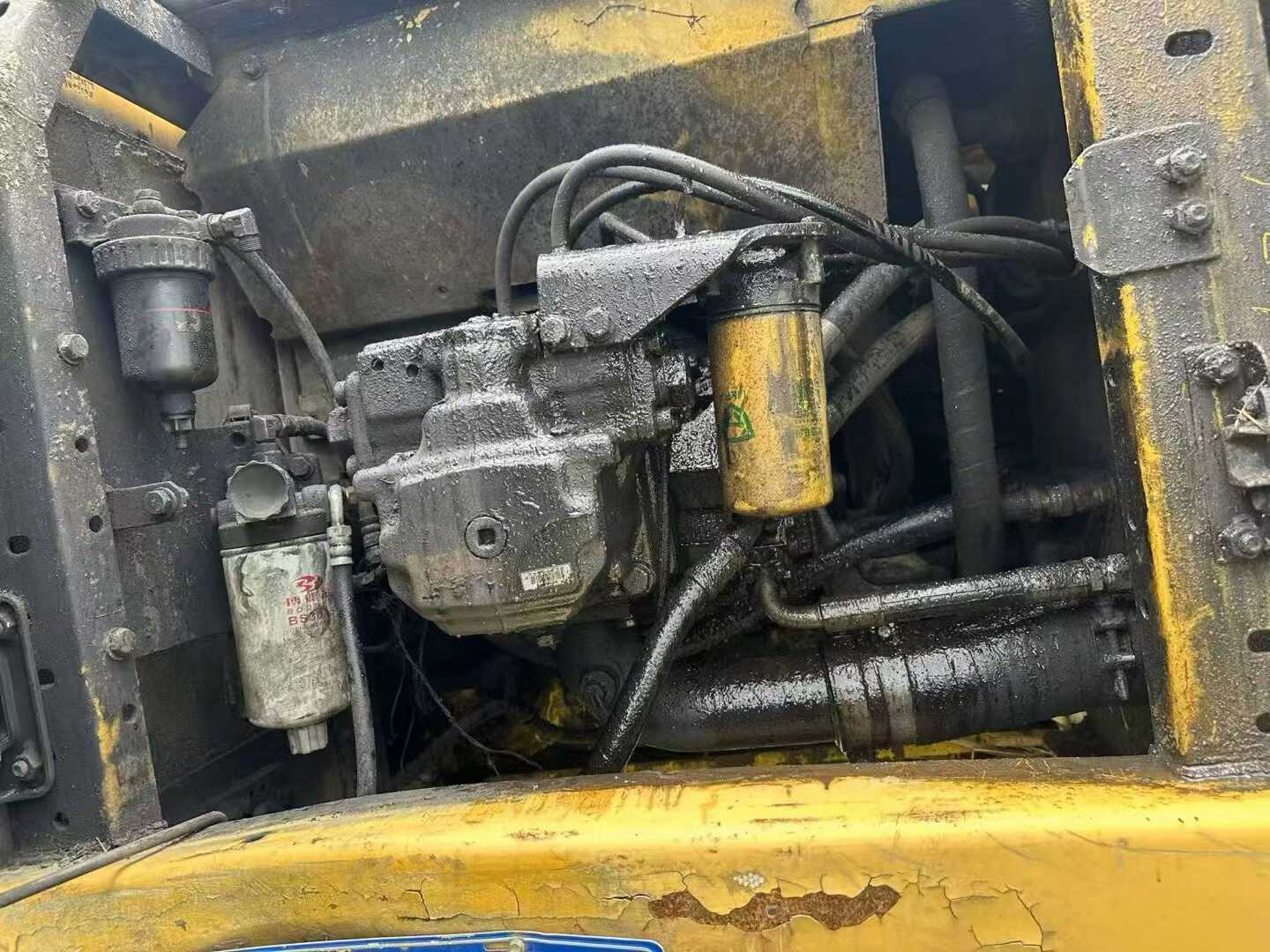 Buy Komatsu PC220-8 Used Excavator / 6 Buy Komatsu PC220-8 Used Excavator / 6