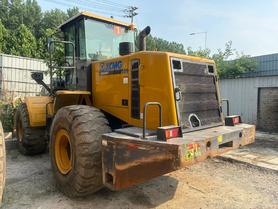 Buy XCMG LW550HV Used Loader / 3 Buy XCMG LW550HV Used Loader / 3