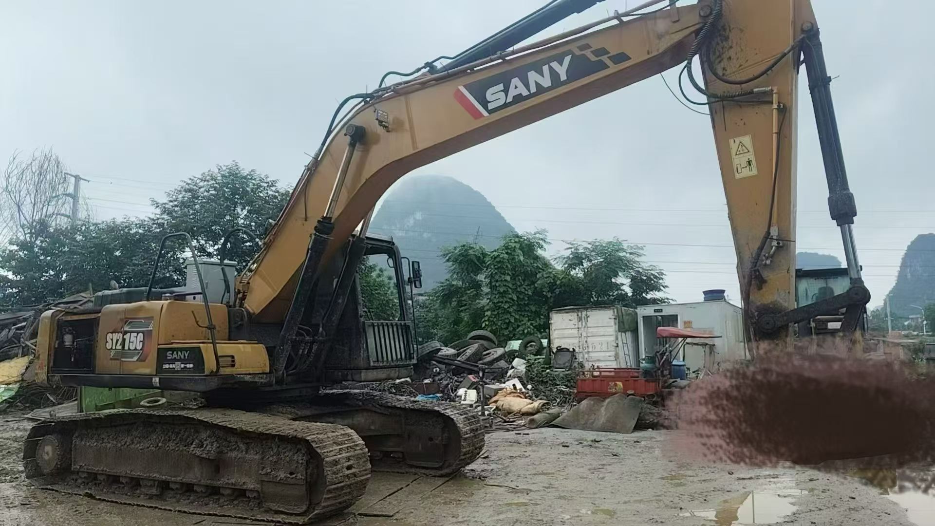 Buy Sany SY215C Used Excavator / 1