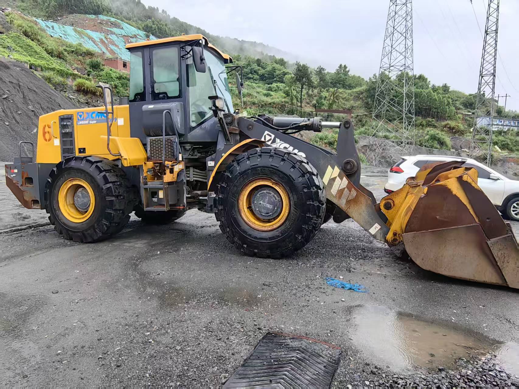 Buy XCMG XE60 Used Excavator / 2 Buy XCMG XE60 Used Excavator / 2