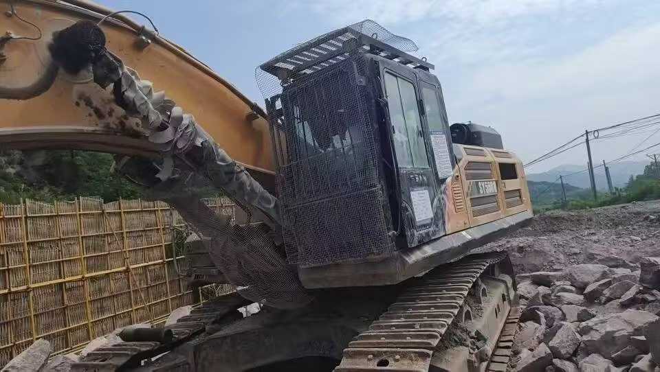 Buy Sany SY550H Used Excavator / 1