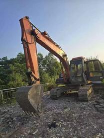 Buy Hitachi EX120-6 Used Excavator / 4 Buy Hitachi EX120-6 Used Excavator / 4